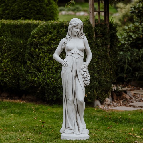 Frau mit blumenkranz - frau,