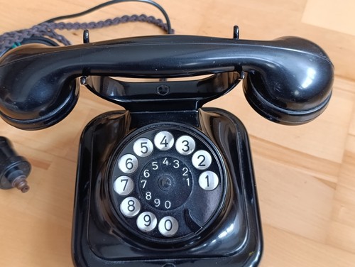 Antikes wählscheibentelefon - antikes,