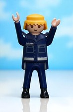 Playmobil Martin Overbeck Polizist Polizei Youtuber (Gelenke ausgeleiert)