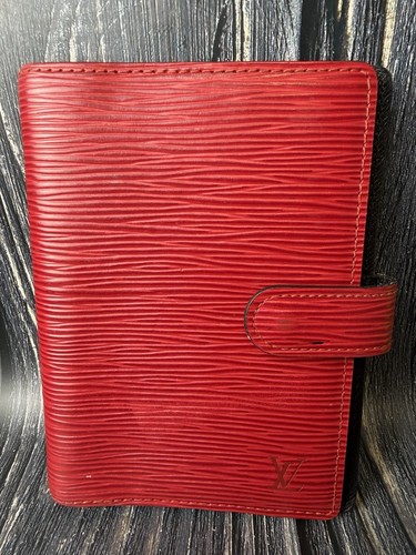 Louis vuitton agenda epi - louis,