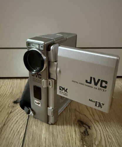 Jvc dvx7 mini camcorder - gr-dvx7, mini-dv