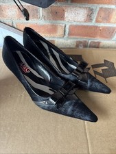 Ponyhaar Heels von D&G Größe