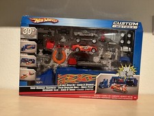 Hot Wheels Custom Motors