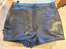 CRAZY OUTFITS Hot Pants Leder