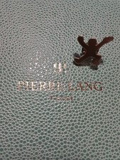 Knopfbrosche von Pierre Lang