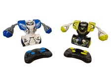 Silverlit Robo Kombat Kampfroboter ferngesteuert Duell Set Mehrfarbig