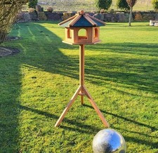 Vogelhaus PIEPMATZ mit