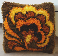 70er Jahre Kissen Knüpfkissen Sofakissen Handarbeit 34 x 34 Design Space Age