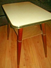 Nierentisch Blumenbank Couch