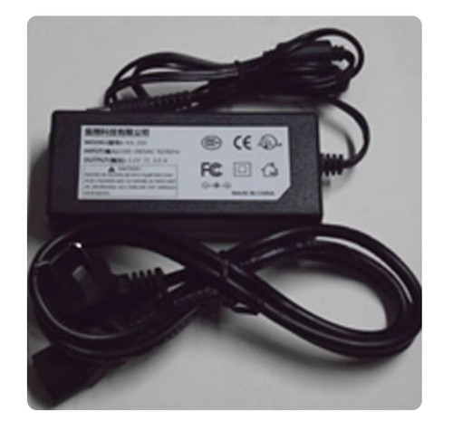 Netzteil-Adapter-Ladegerät