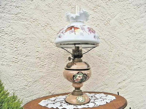 Majolika petroleumlampe mit - majolika,