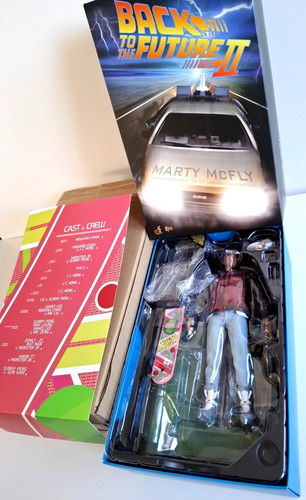 Hot toys marty - mcfly, back