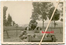 Foto Wehrmacht franz. Infanterieschlepper Renault UE Chenillette Beute Panzer