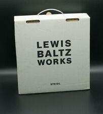 Lewis Baltz Works Steidl  Englisch  ISBN 978-3-86930-114-3 1. Auflage 08/2010 