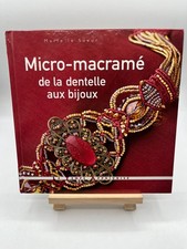 Mikro-Makramee von Spitze bis