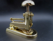 El Casco Gold Tischhefter  Modelo No 5  Spanien 23 Karat vergoldet M 5