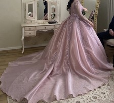 Traumhaftes Kleid für 220€