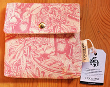 Fleurs de Cerisier von L'Occitane en Provence: Täschchen mit EdT + Handcreme