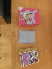 Eine Sammelbox, Über 100 Pokemonkarten Umd Sammelfolien