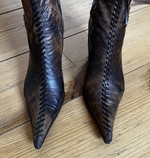 spitze Schnürstiefeletten