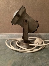 alte Wandlampe verstellbar Industrie Werkstatt Porzellanfassung 