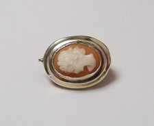 Einzelner defekter Gemmen Ohrring Silber 800 vergoldet Kamee Gemme Muschelrelief