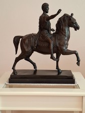 Große Marc Aurel Statue