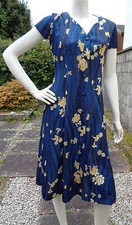 Vintage 70er Jahre blau Blumen