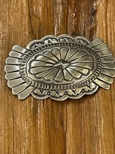 Brosche Marcella James