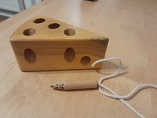 Geduldsspiel Fädeln Geschicklichkeitsspiel  Lernspiel Holzspielzeug Holz Käse