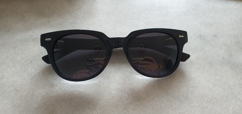 Sonnenbrille aus holz von - sonnenbrille,