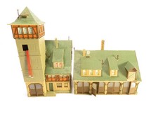 Vollmer H0 43752 Spritzenhaus- 20745 Feuerwehr Fahrzeughalle fertig gebaut  #P  