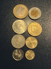 8 Gültige Münzen / Coins