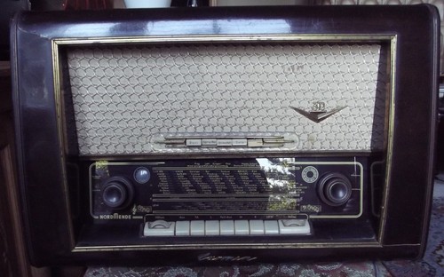 Röhrenradio carmen d - carmen,