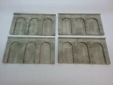 4 Mauerplatten mit Rundbögen