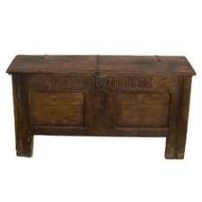 Runddeckeltruhe antik datiert