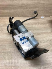 7111867 HB70401 002  Tailgate