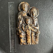 Vintage-Relief der Heiligen