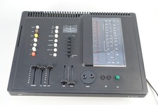 Braun Steuergerät Wandgerät