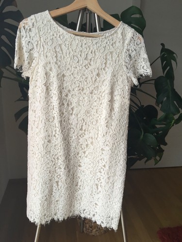 Elegantes spitzenkleid - elegantes,