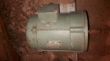 ELEKTROMOTOR 220/380 VOLT 0,5 KW BEI 1380 UMDREHUNGEN