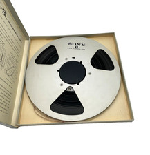 Sony NAB Tape SLH11-1100-BL R11A Alu Spule mit Band ohne Beschriftungen komplett