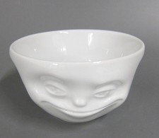 TV Tasse von fiftyeight Products weiss „grinsend"