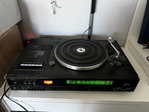 Stereo hitachi music - music, center