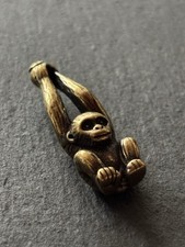 Affe Anhänger aus Messing |