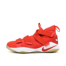 Nike Herren LeBron Soldier 11