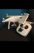 DJI Phantom 4 Drohne