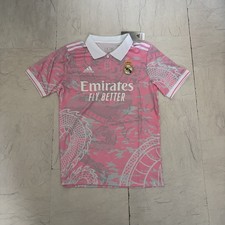 Real Madrid Pink Trikot