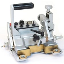 Javac MIG 1A Schweißtraktor mit 230 V Kabelanschluss oder Akku