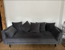 3-Sitzer Sofa mit Samt-Bezug in Grau fürs bequeme Zuhause